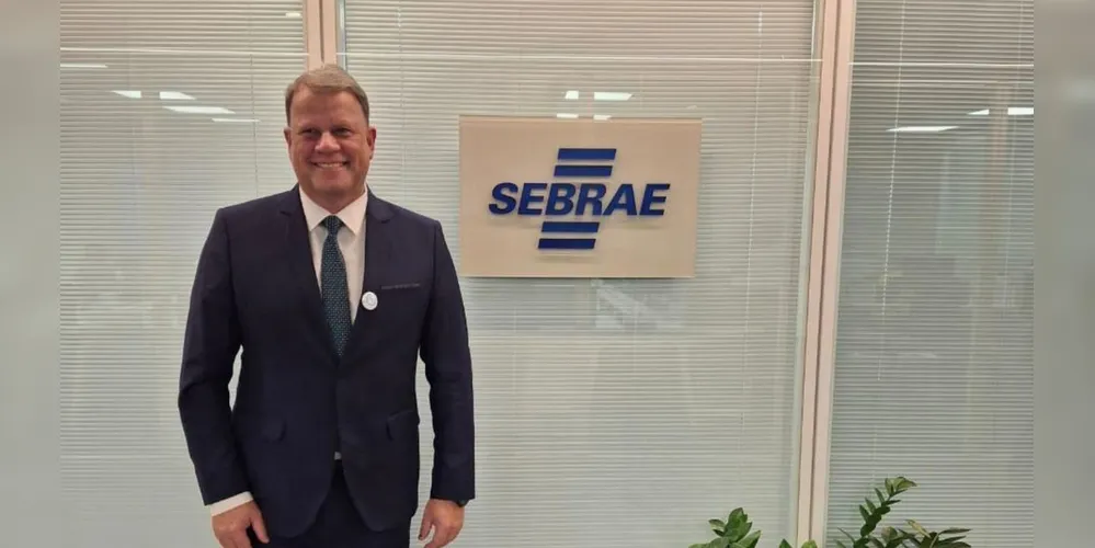 O prefeito de Campo Largo, Mauricio Rivabem, durante visita ao Sebrae nacional