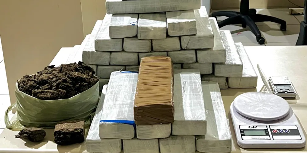 A droga estava dividida em tabletes e em porções menores