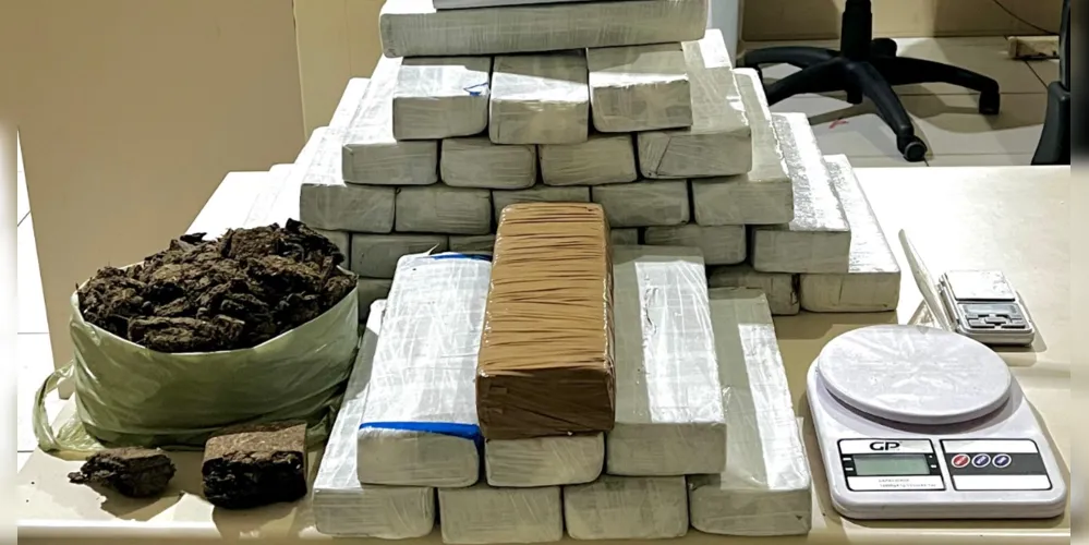 A droga estava dividida em tabletes e em porções menores