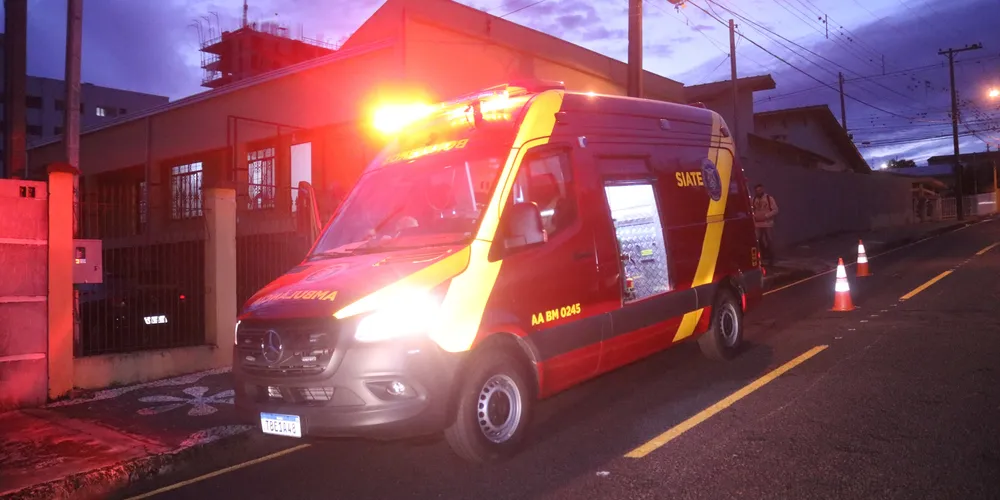 Vítima foi encaminhada para uma casa hospitalar