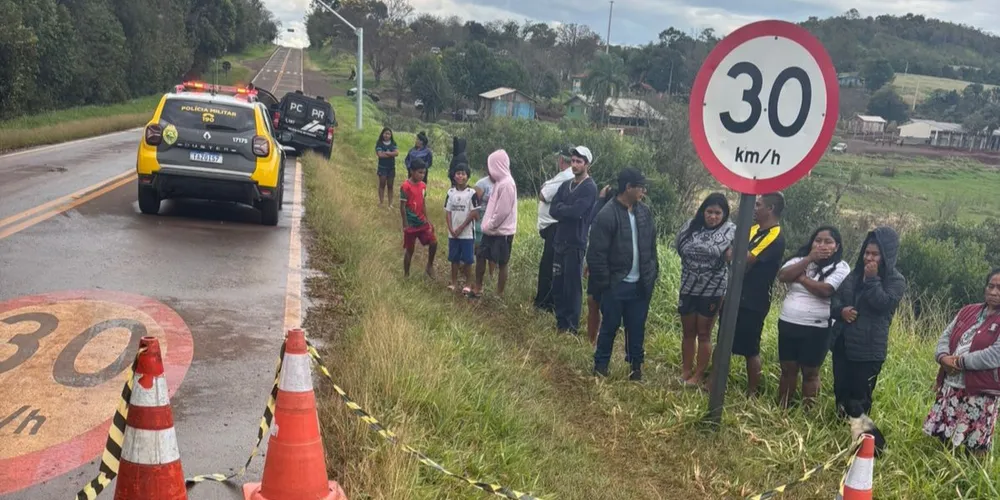 Não foi possível precisar o sentido em que o veículo trafegava. O pedestre possivelmente andava pela pista