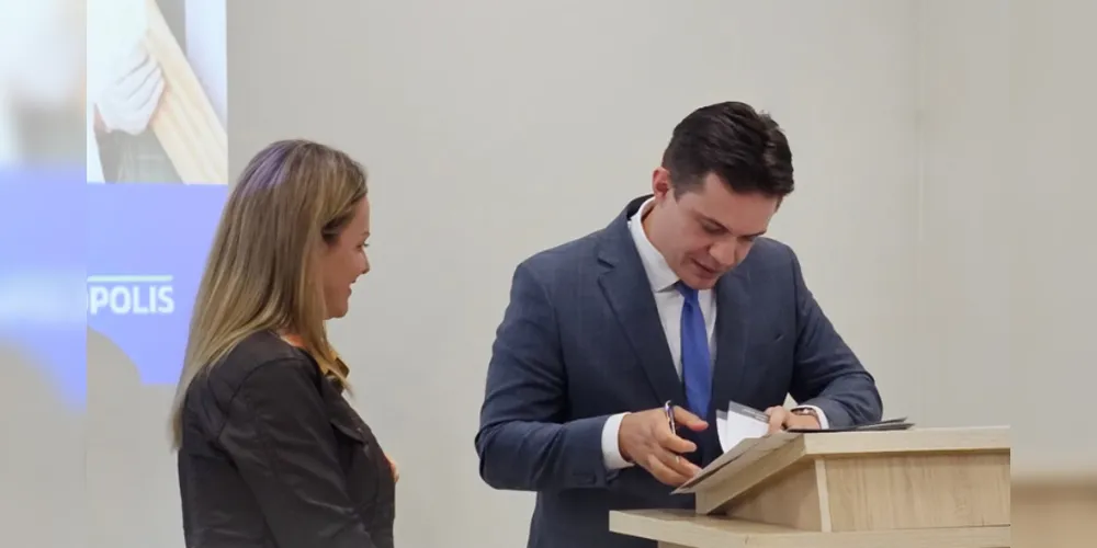 O destaque foi a assinatura do Termo de Cooperação Técnica que formaliza o Programa de Aceleração de MEIs