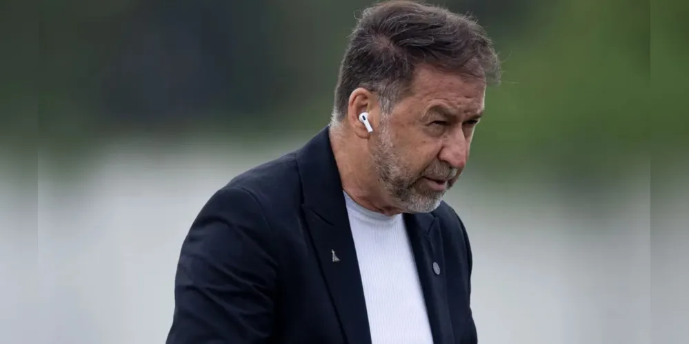 Augusto Melo está no centro de uma grande polêmica envolvendo a política do Corinthians