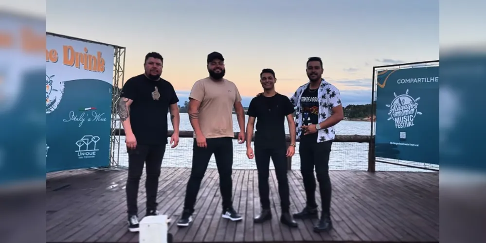 A banda Rock Vintage se apresenta hoje (30) no Estação PG