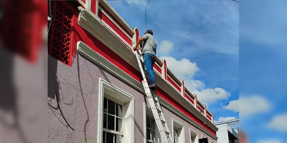 A Casa do Divino está recebendo restauro na pintura para a Festa