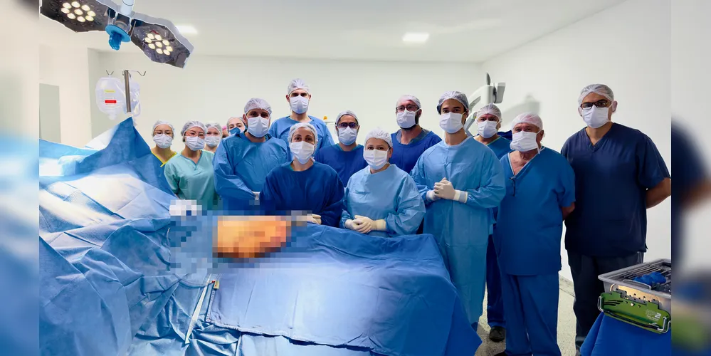 Cirugia foi realizada sob responsabilidade do médico ortopedista Carlos Eduardo Miers