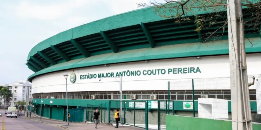 Em 17 de maio, o Operário Ferroviário enfrenta o Botafogo-SP pela 8ª rodada da Série B, no Couto Pereira
