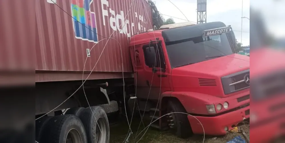 O susto ocorreu na manhã deste sábado (7)