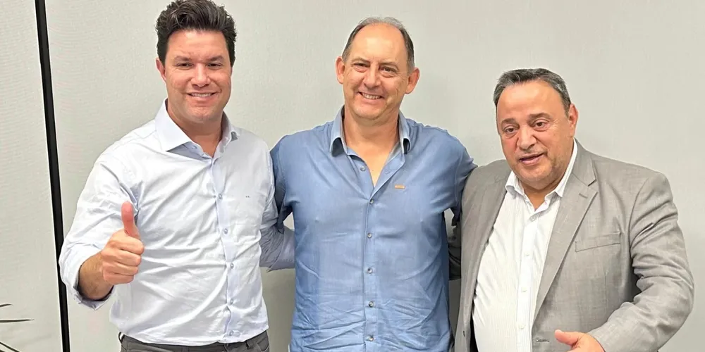 Guto Silva, Elias Gomes da Costa e Hussein Bakri estiveram reunidos