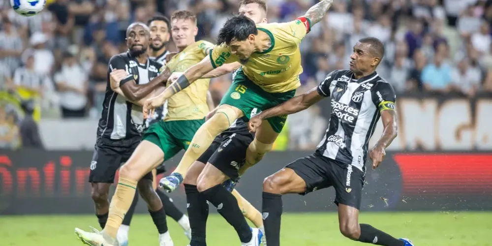 Gol de Gustavo Goméz