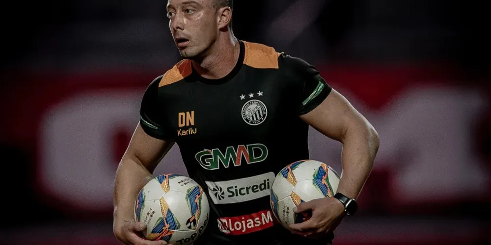 O Operário Ferroviário desejou sucesso para a sequência da carreira do profissional