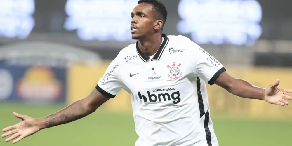 Ex-atacante Jô, com a camisa do Corinthians