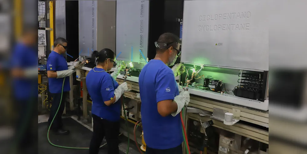 Produção de eletrodomésticos em Curitiba