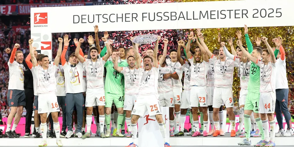 Thomas Müller levanta a Bundesliga para Bayern de Munique