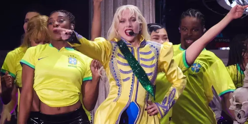 Um porta-voz de Lady Gaga informou que a equipe tomou conhecimento do esquema apenas por meio das reportagens