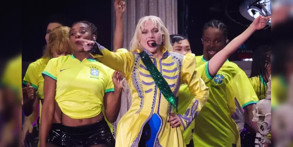 Um porta-voz de Lady Gaga informou que a equipe tomou conhecimento do esquema apenas por meio das reportagens