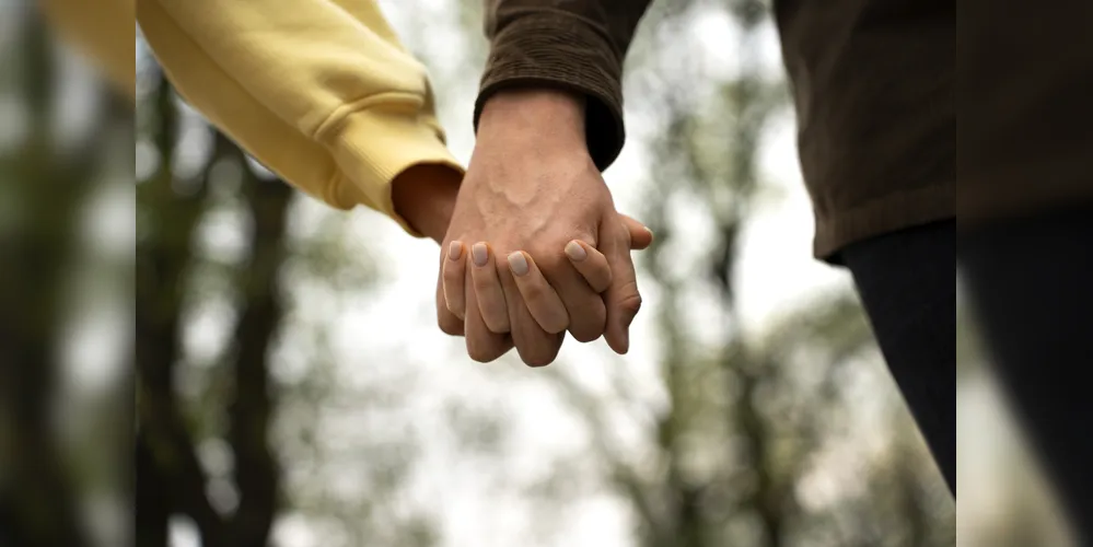 Sete signos terão sorte no amor neste mês