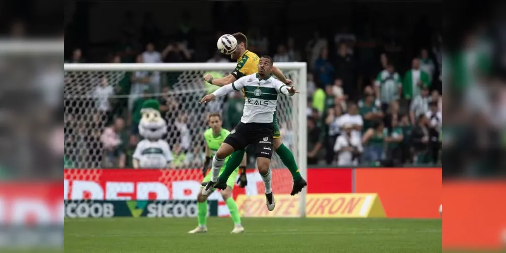 O Coxa derrotou o Dourado por 2 a 0