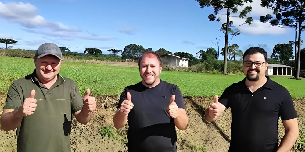 Marcão Wszolek, Laercio Cipriano e Paulo Cabral estiveram na comunidade rural