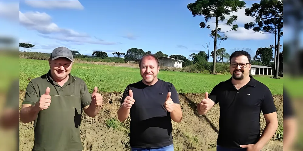 Marcão Wszolek, Laercio Cipriano e Paulo Cabral estiveram na comunidade rural
