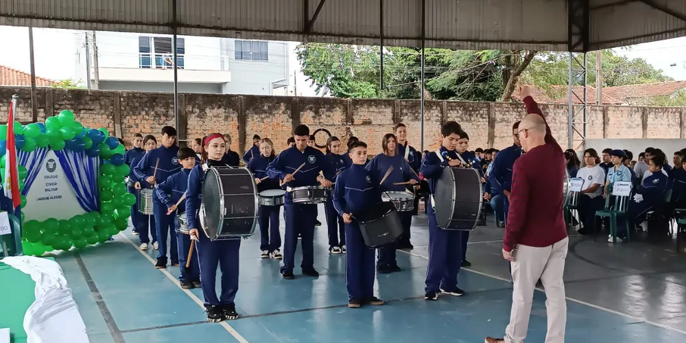 Fanfarra auxiliou na disciplina dos alunos