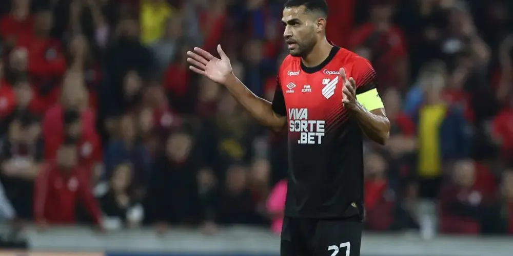 O Furacão entra em campo buscando voltar ao G4