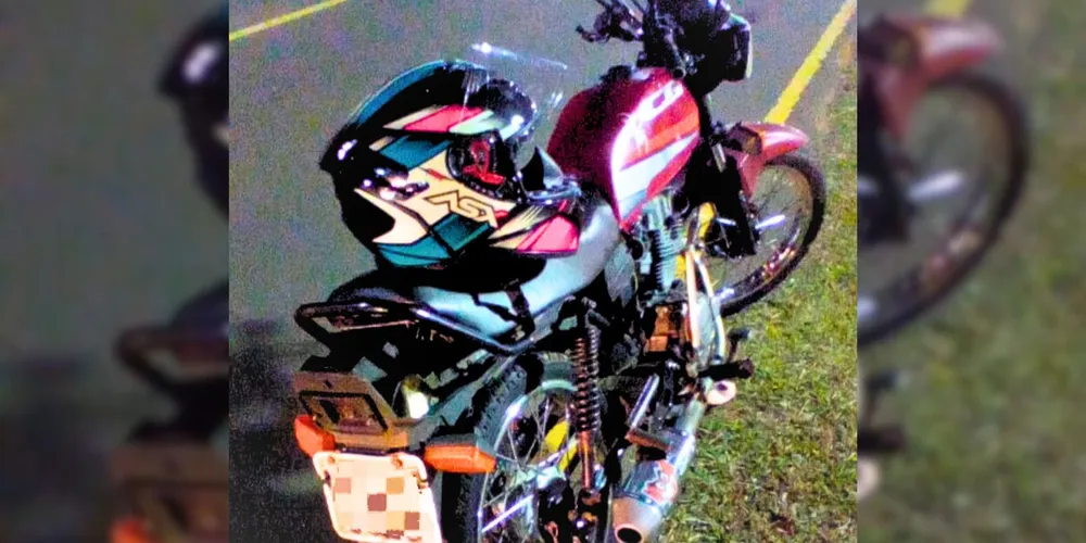 Motocicleta foi apreendida pelos agentes da Guarda Civil Municipal de Ponta Grossa