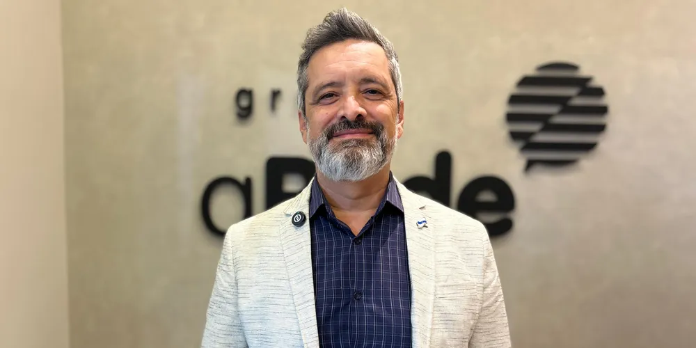 Pastor Moisés Faria assume cadeira de prefeito de Ponta Grossa