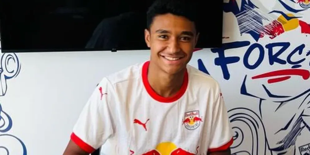 Pedro, de 19 anos, permaneceu monitorado na UTI