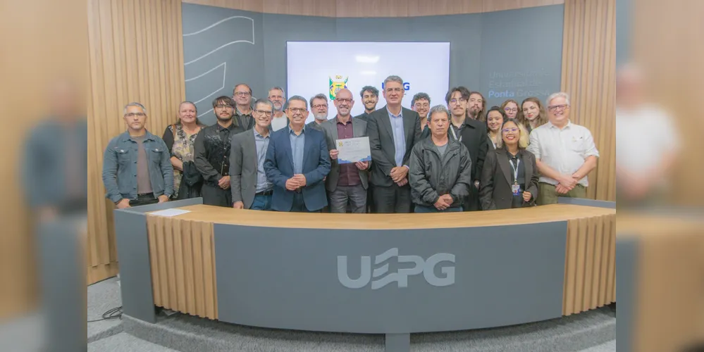 Moções do Legislativo ponta-grossense foram entregues na UEPG