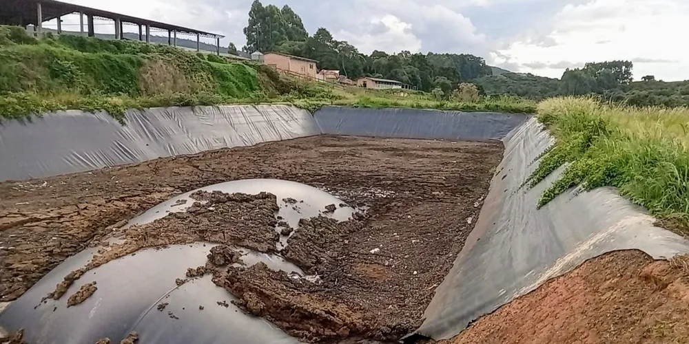 Veja imagens do tanque