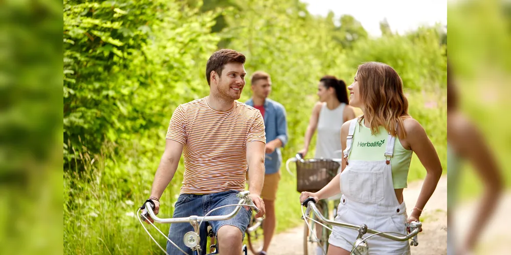 Pedalar regularmente pode contribuir para reduzir os níveis de estresse e ansiedade, além de melhorar o humor e a autoestima