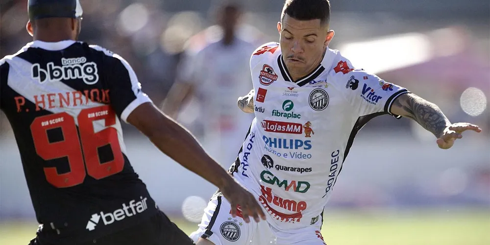 O primeiro jogo terminou empatado em 1 a 1