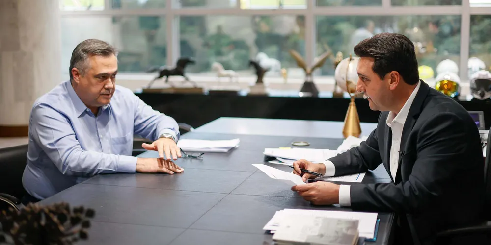 Governador autoriza concurso para 625 profissionais e anuncia promoção de servidores da Saúde