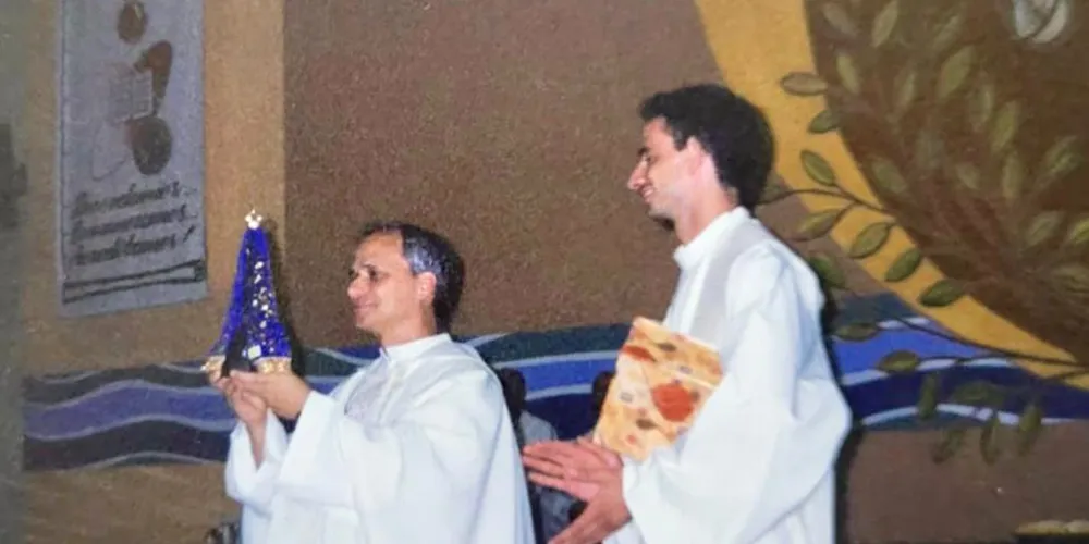 Frei Robert fez suas visitas pastorais no início dos anos 2000, uma das missões pertinentes ao superior da Ordem