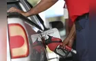 Petrobras anuncia redução de 5,6% no preço da gasolina entregue às distribuidoras
