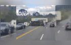 Batida entre caminhões deixa um morto na BR-277, em Palmeira