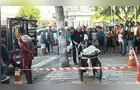 Neto é preso por andar com avô morto em cadeira de rodas para pedir esmola
