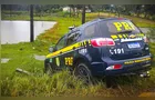 Durante perseguição, carro da PRF se acidenta em Inácio Martins