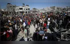 Ataques aéreos de Israel matam pelo menos 100 em Gaza