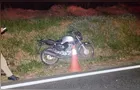 Piloto de moto fica ferido após queda em estrada da região