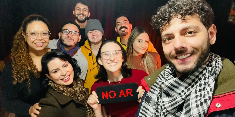 Com uma programação diversificada, a Mostra LevAR-TE apresenta peças teatrais e musicais que exaltam o talento dos alunos das aulas de teatro e canto