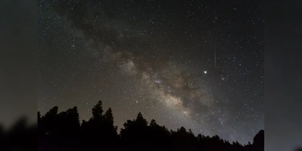 Chuva de meteoros Delta Aquáridas capturada nas Ilhas Canárias