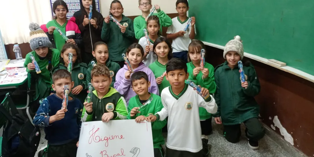 Estudantes produziram um cartaz sobre o que aprenderam