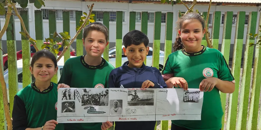 Desenhos e frases foram momento culminante do aprendizado em sala