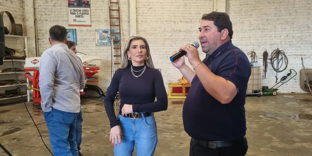 Flávia Francischini e Orli de Cristo estiveram reunidos