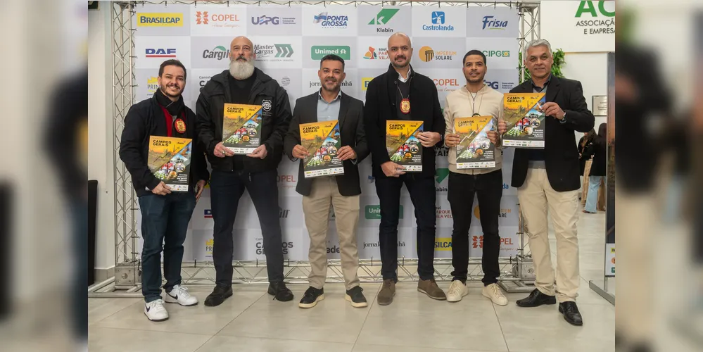 Delegados de Ponta Grossa também estiveram presentes no evento