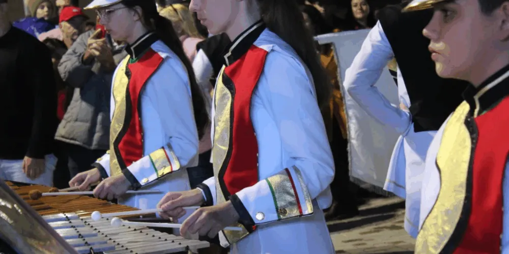 A programação começa no sábado (19), às 20h, com a abertura oficial recheada de espetáculos especiais da nossa banda, composta atualmente por 50 alunos e atual campeã da 6⁠ª Copa Guarda Mirim
