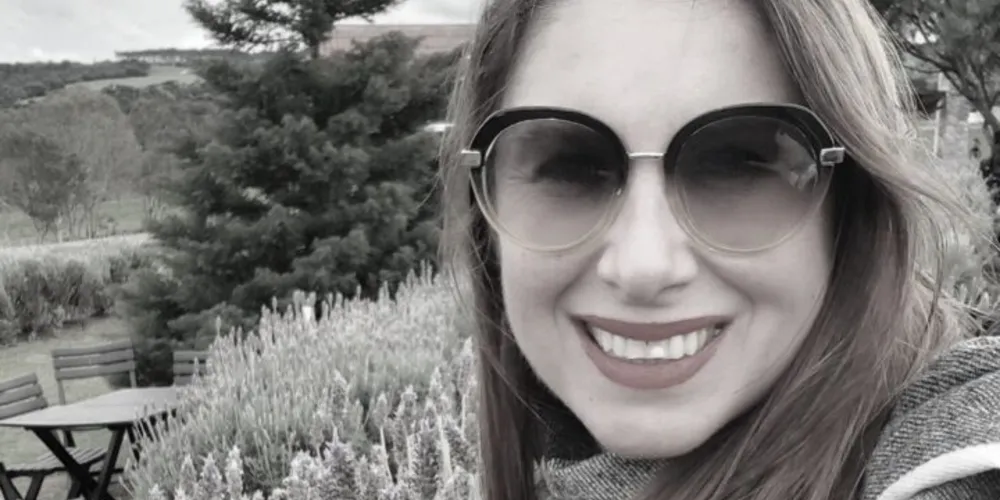 A mulher foi identificada como Carolina Patruni