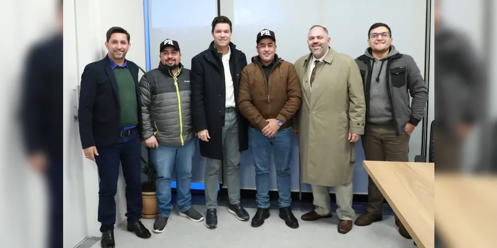 Igor Pontarolo, Guto Silva, Marcelo Leite, Artagão Junior e demais lideranças municipais estiveram reunidos.